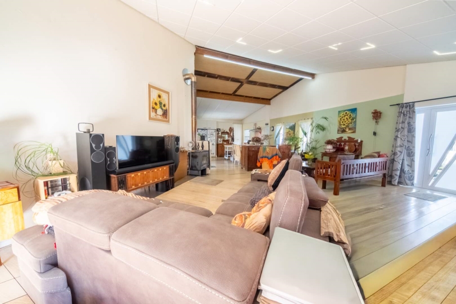 4 Bedroom Property for Sale in Paradyskloof Western Cape